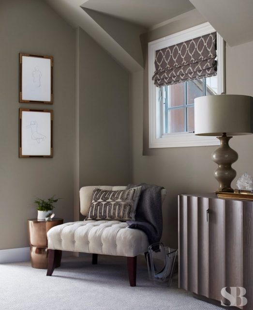 tufted cream chair